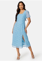 emilia-puff-sleeve-dress-light-blue-patterned