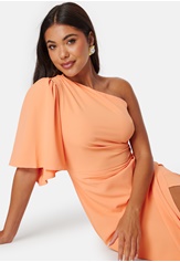 one-shoulder-dress-3