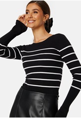 sabine-knitted-top-striped