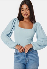 square-neck-balloon-sleeve-top