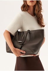 penne-tote-dark-brown