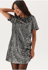 pcserena-sequin-ss-o-neck-dres-black-silver-sequins