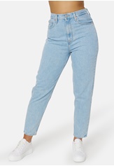 TOMMY JEANS Mom Tapered Jeans