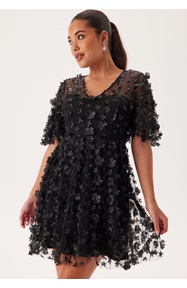 Bubbleroom Occasion 3D Floral Butterfly Sleeve Dress