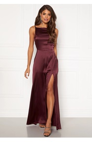 Bubbleroom Occasion Drapy-Back Slit Satin Gown