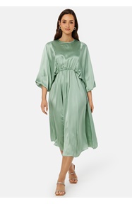 Bubbleroom Occasion Khrista Satin Dress