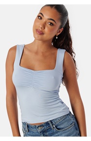 BUBBLEROOM Sweetheart Neckline Tank Top