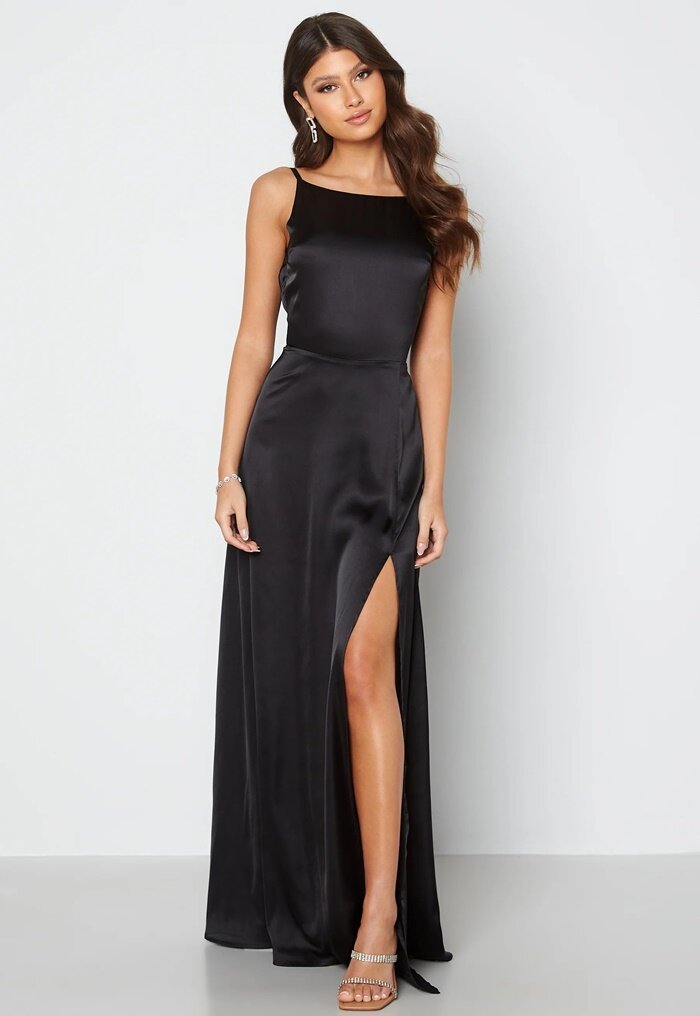 Bubbleroom Occasion Drapy-Back Slit Satin Gown