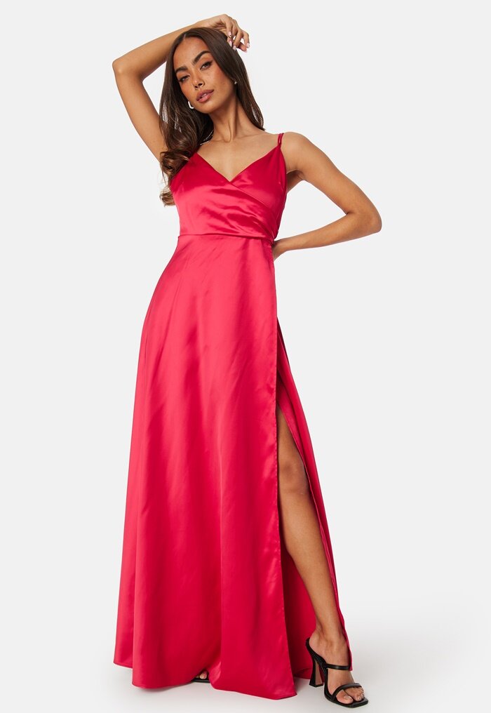 Bubbleroom Occasion Satin Gown