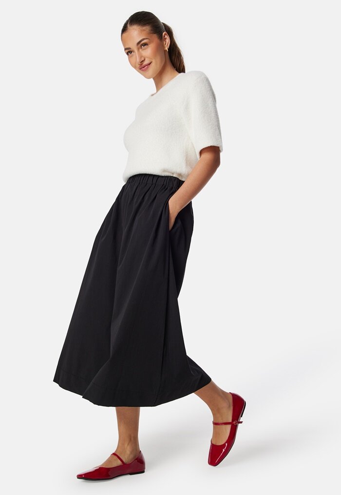 BUBBLEROOM Pocket Midi Skirt 