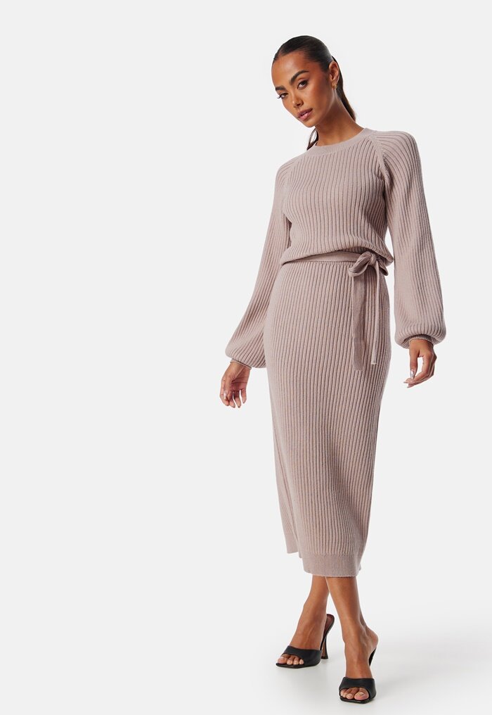 BUBBLEROOM Round Neck Rib Knitted Midi Dress 