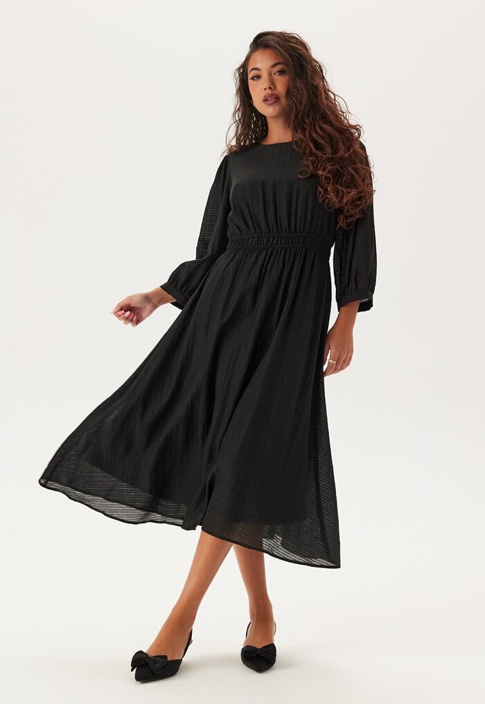 Happy Holly Balloon Sleeve Structured Midi Dress