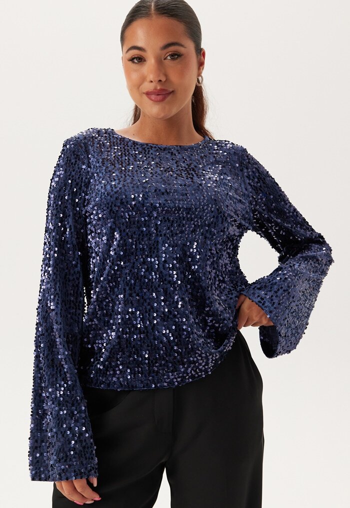 Happy Holly Sequin Trumpet Sleeve Top