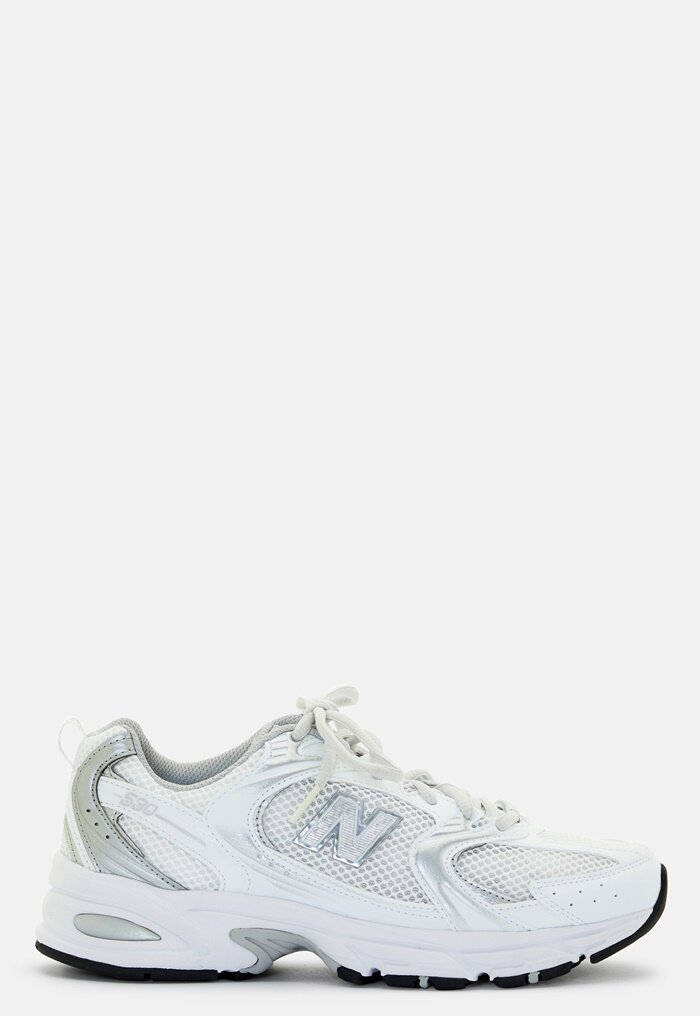 New Balance 530EMA Sneaker