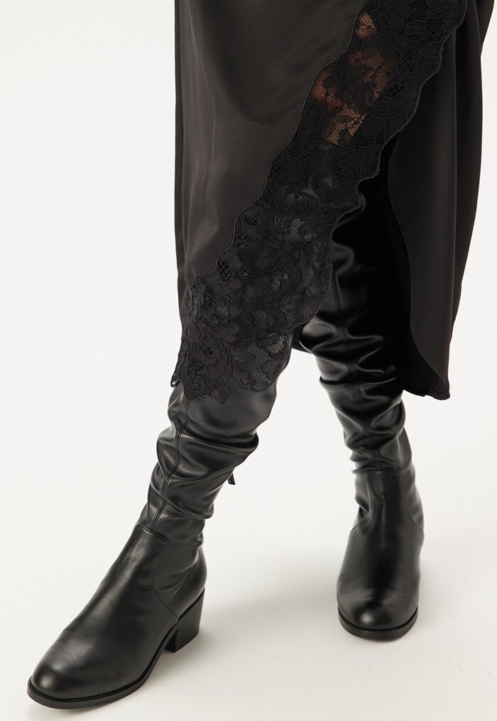 Steve Madden Courtside Overknee Boots