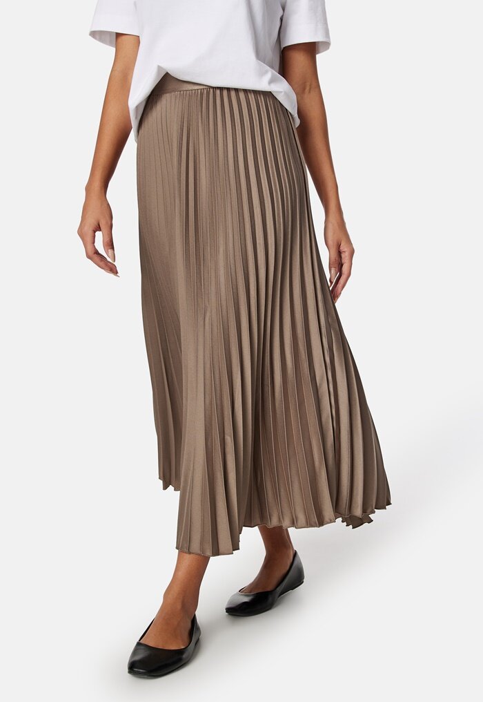 YAS Yasceline High Waist midi skirt